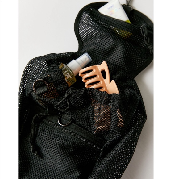 Mini mesh OUTDOOR backpack - Picture 3 of 3